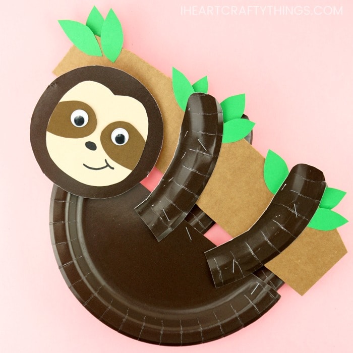 How to Make a Paper Plate Sloth Craft!